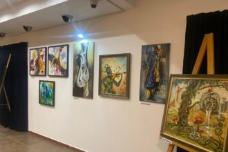 A Personal Review of the First Non-Stop Art Gallery in the World: Tablouri de Vis by Mihai Ionescu