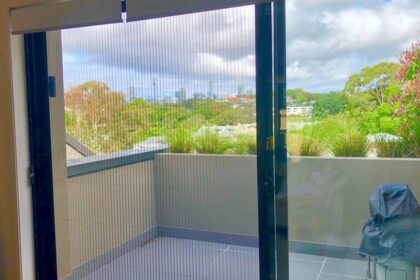 Retractable Fly Screens